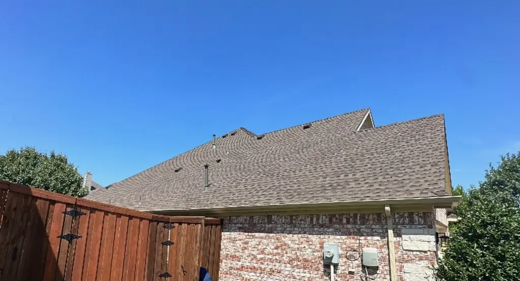 Completed roof replacement project in Island Lake